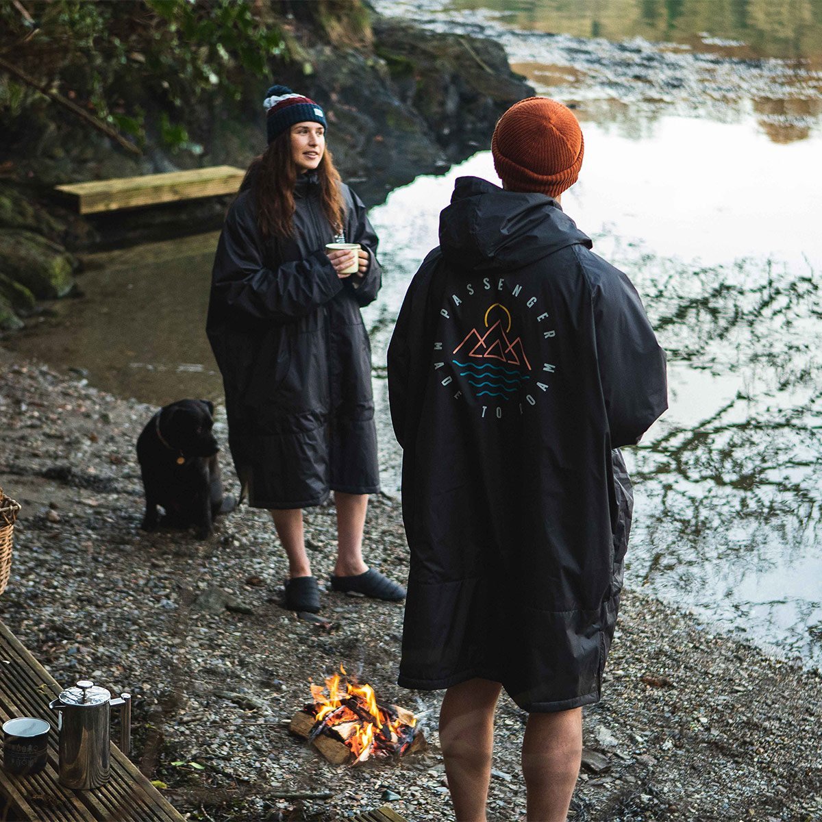 Passenger's Escapism Recycled Sherpa Lined Changing Robe Black