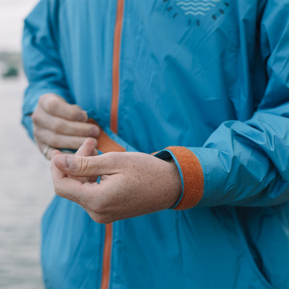 Passenger's Escapism Recycled Sherpa Lined Changing Robe Larkspur Blue