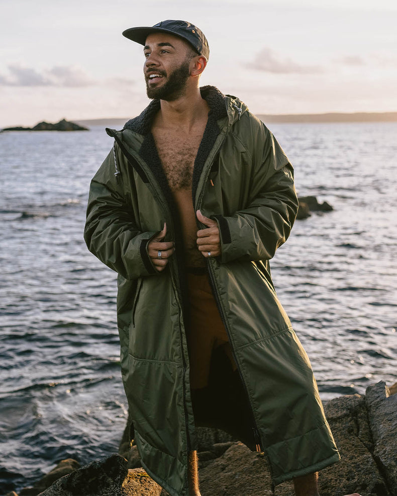 Passenger Waves Recycled Sherpa Lined Changing Robe Khaki