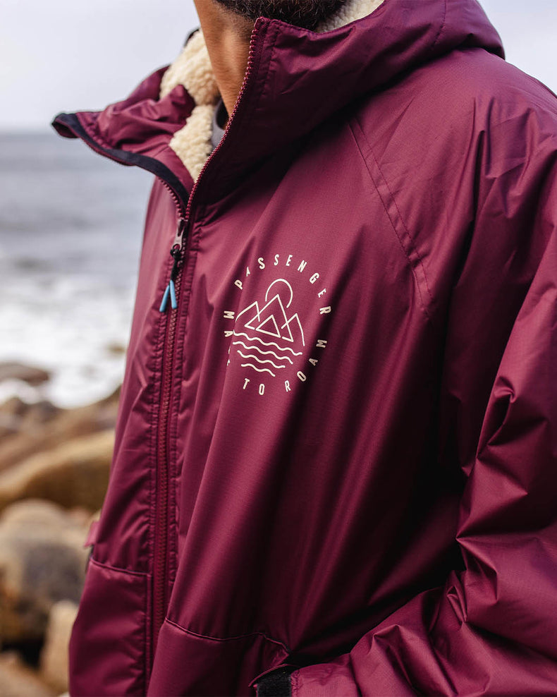 Passenger's Escapism Recycled Sherpa Lined Changing Robe Wine