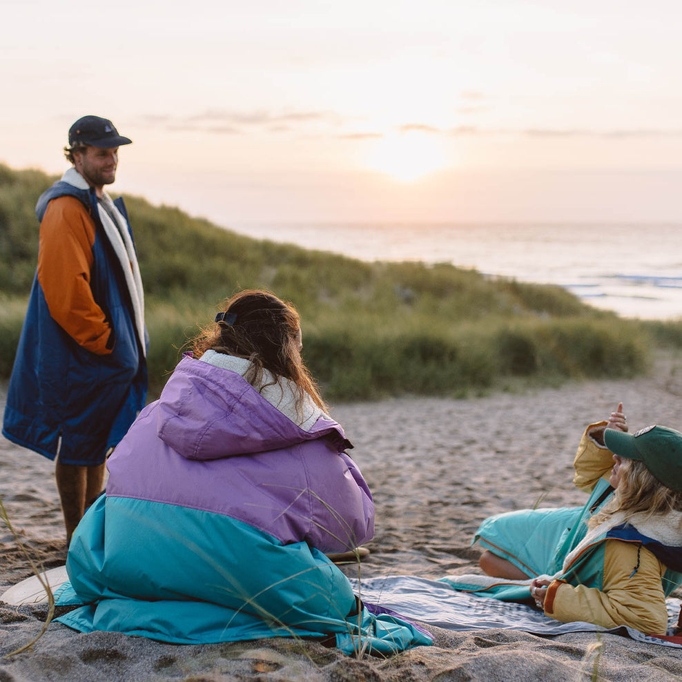 Passenger's Roaming Recycled Sherpa Lined Changing Robe Ensign Blue/Sunrise Orange