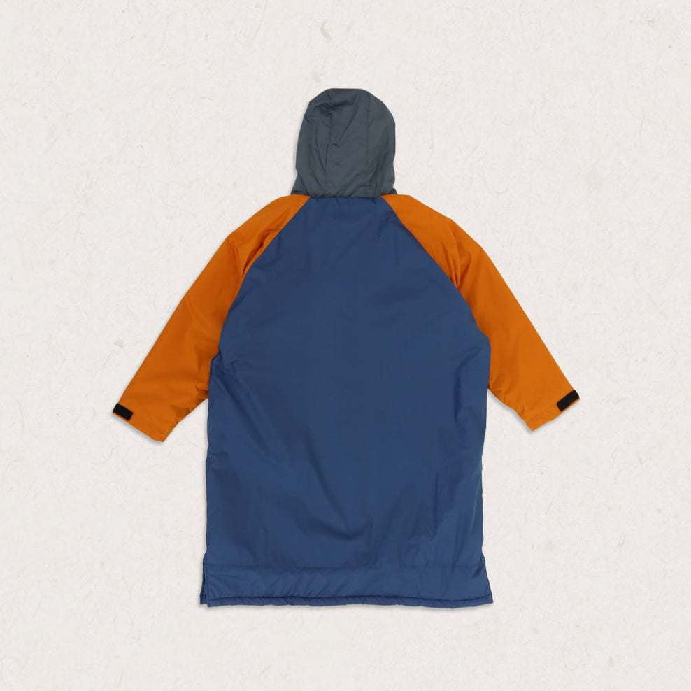 Passenger's Roaming Recycled Sherpa Lined Changing Robe Ensign Blue/Sunrise Orange