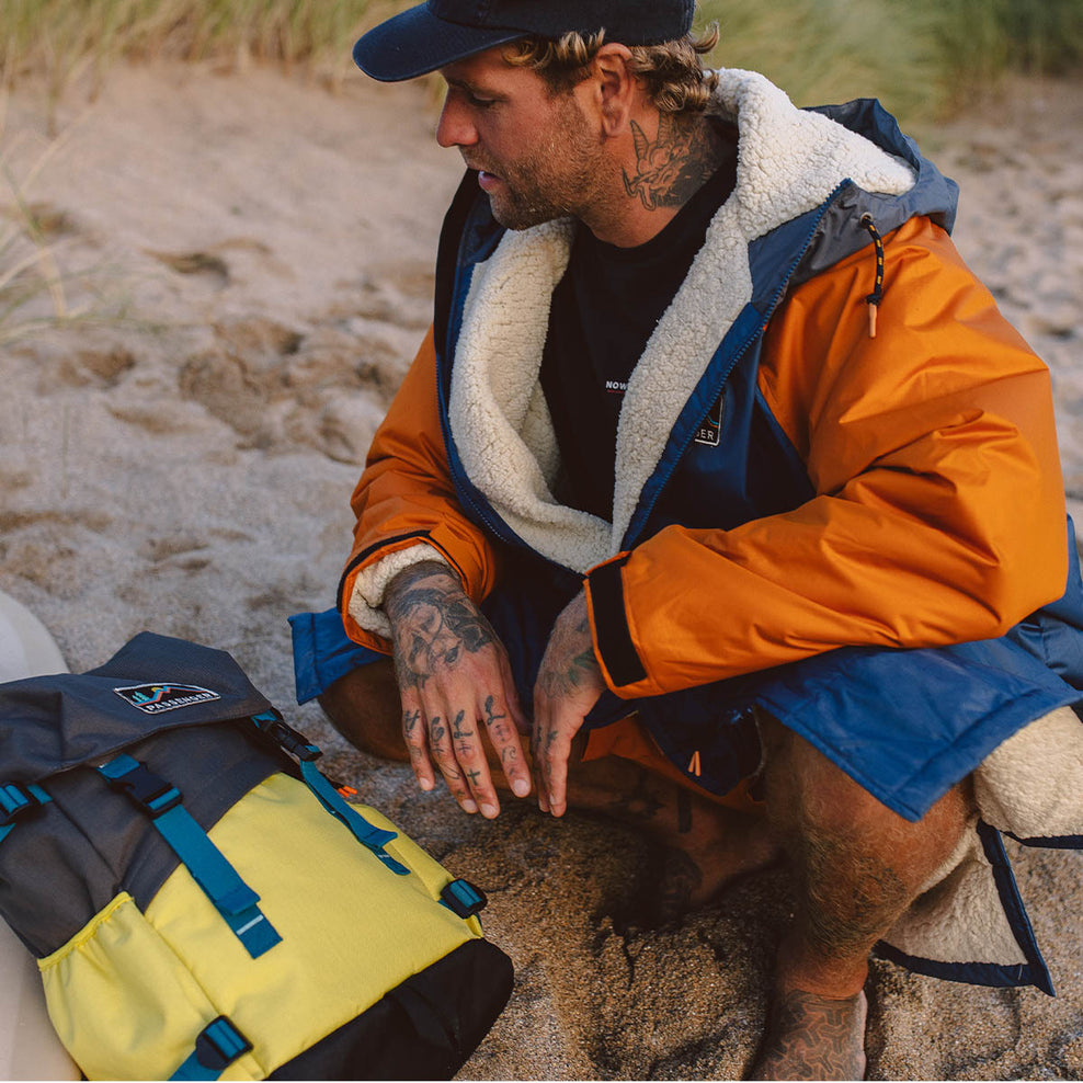 Passenger's Roaming Recycled Sherpa Lined Changing Robe Ensign Blue/Sunrise Orange