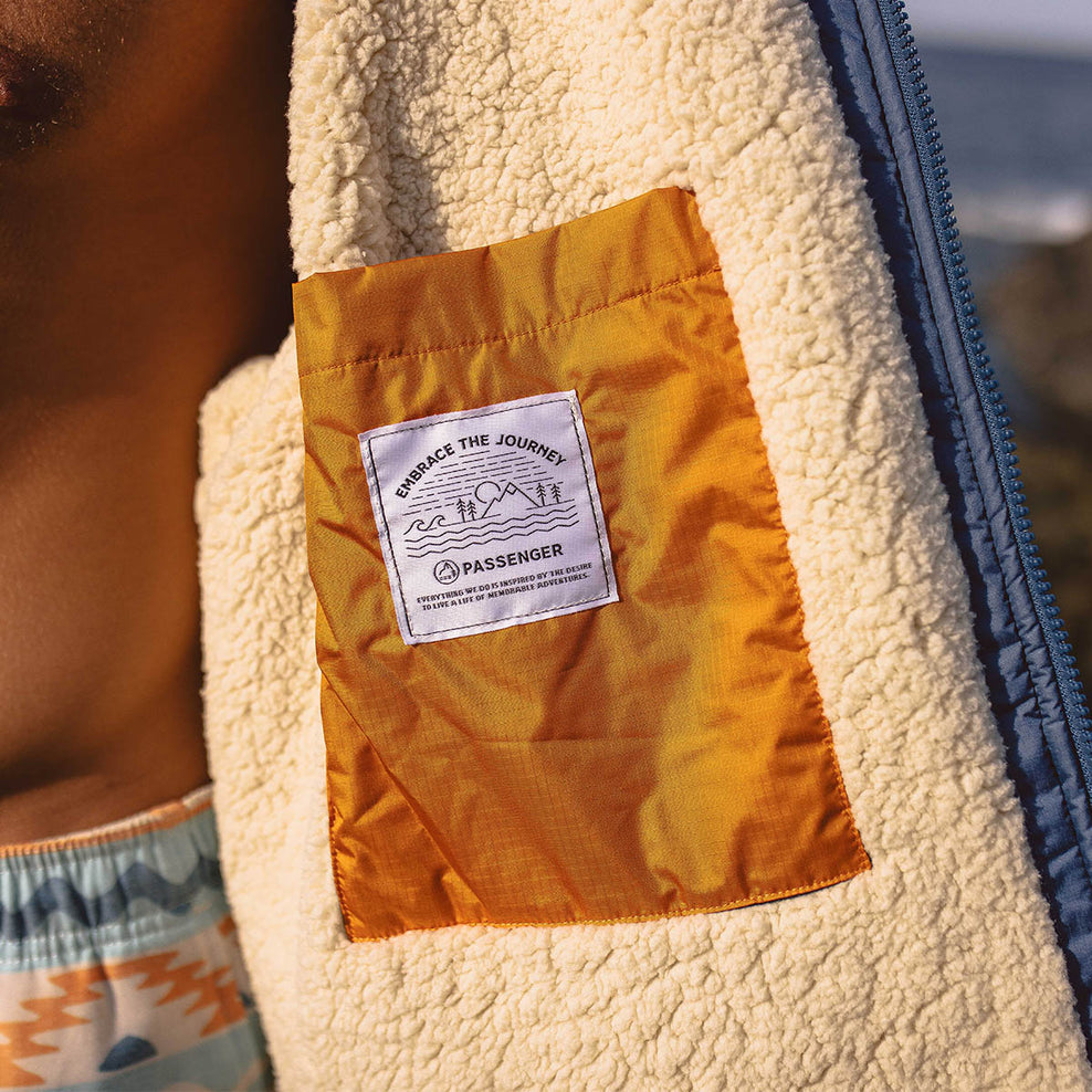 Passenger's Roaming Recycled Sherpa Lined Changing Robe Ensign Blue/Sunrise Orange