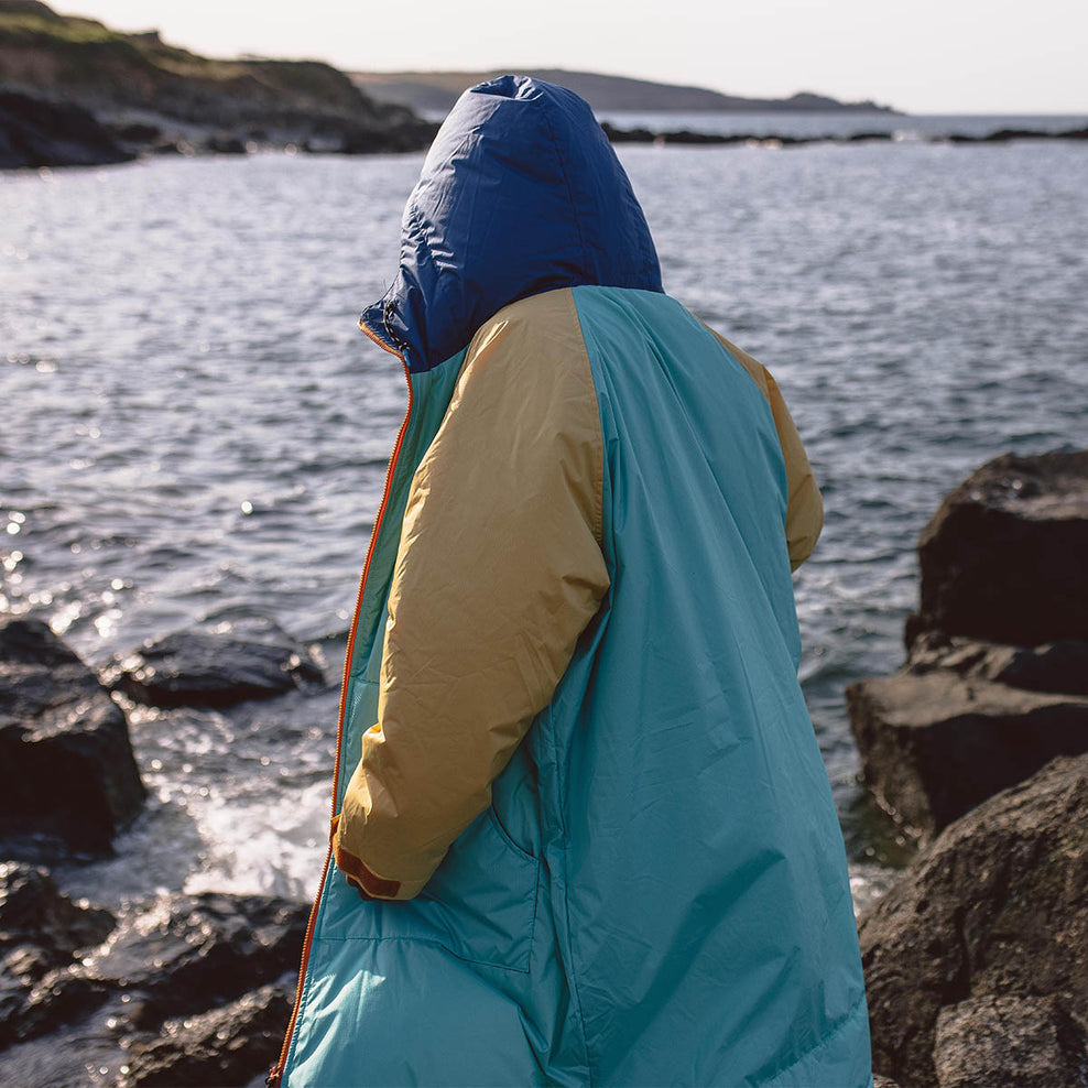 Passenger's Roaming Recycled Sherpa Lined Changing Robe Blue Turquoise/Ochre Yellow