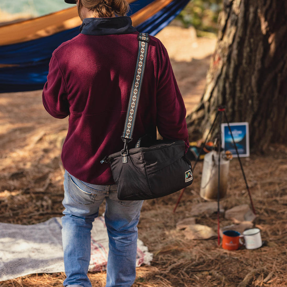 Passenger Adrift Recycled Polar Fleece Wine