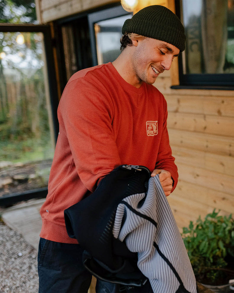 Passenger Nowhere Bound Recycled Cotton Sweatshirt Burnt Red