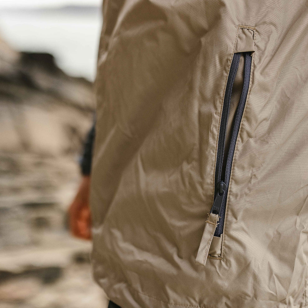 Passenger's Umnak Recycled Anorak Turbulence Grey