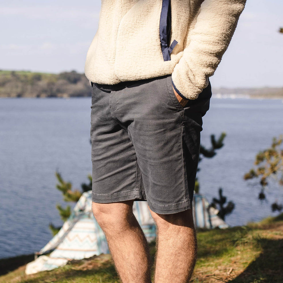 Passenger Ridge Short Faded Black