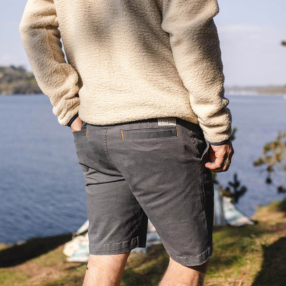 Passenger Ridge Short Faded Black