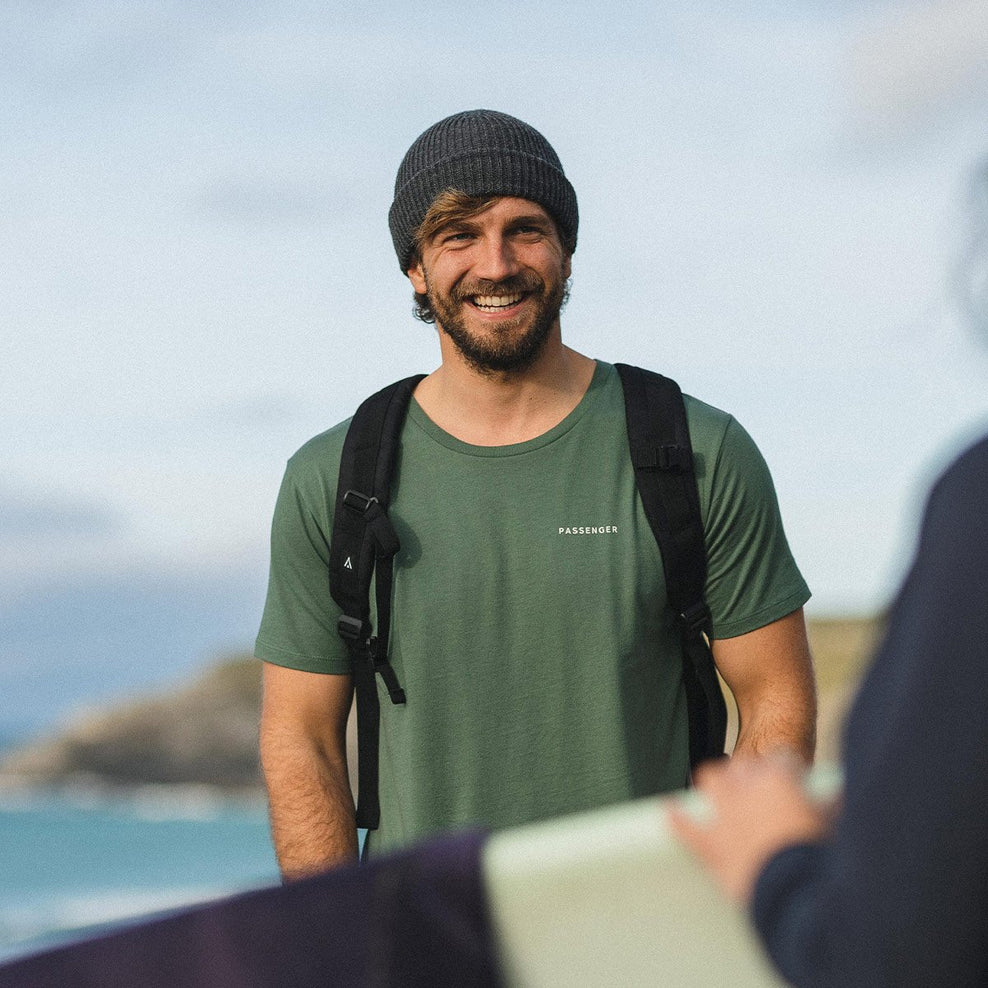Passenger's Compass Beanie Faded Black