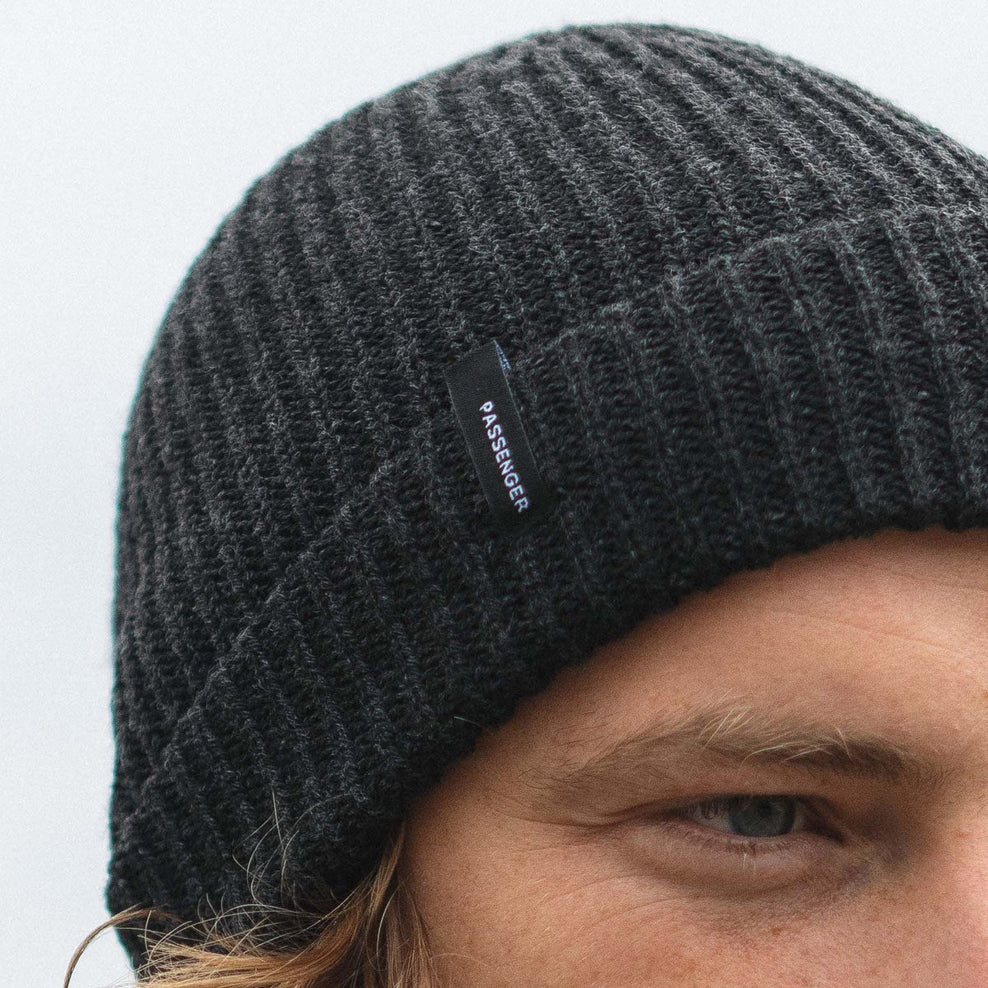 Passenger's Compass Beanie Faded Black