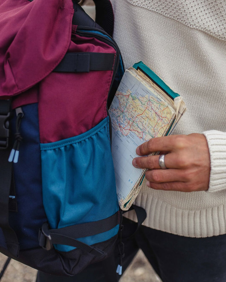 Passenger Boondocker Recycled 26L Backpack Navy/Burgundy