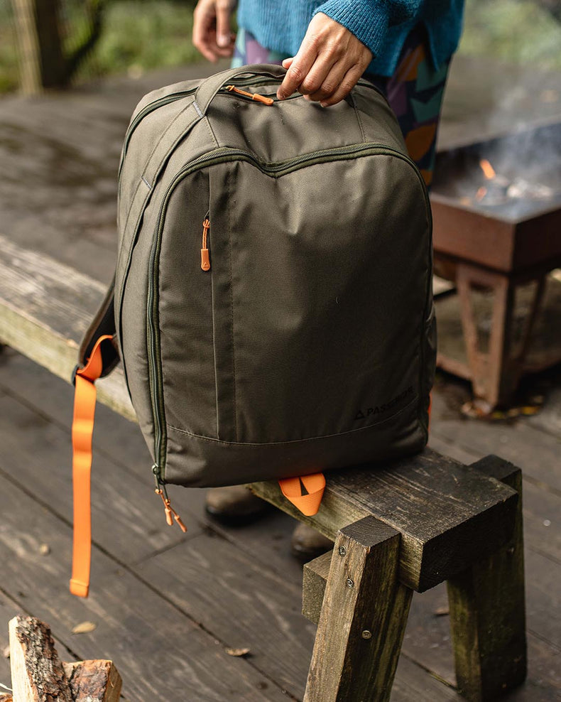 Passenger Ascent Weekender Recycled 35L Backpack Khaki