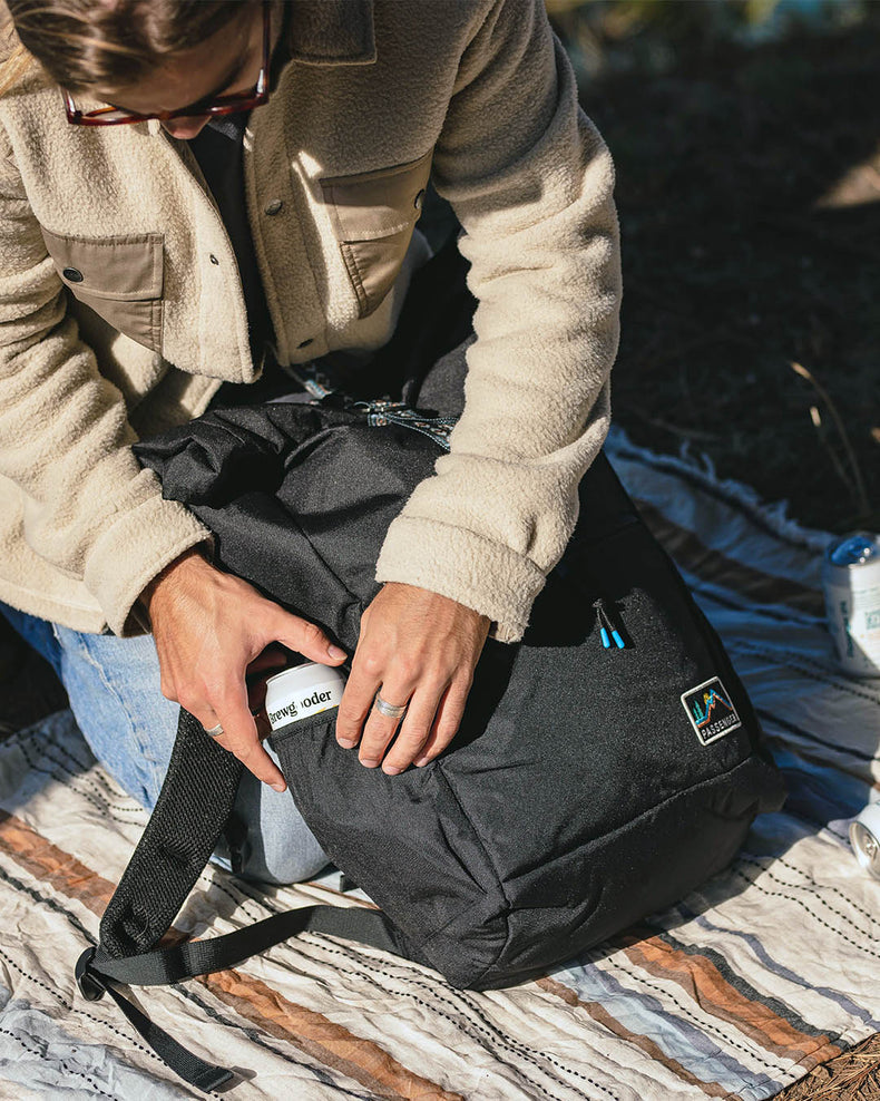 Passenger's Backwoods Recycled Rolltop 32L Black