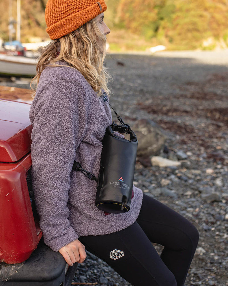 Passenger Tide 2.5L Recycled Dry Bag Black