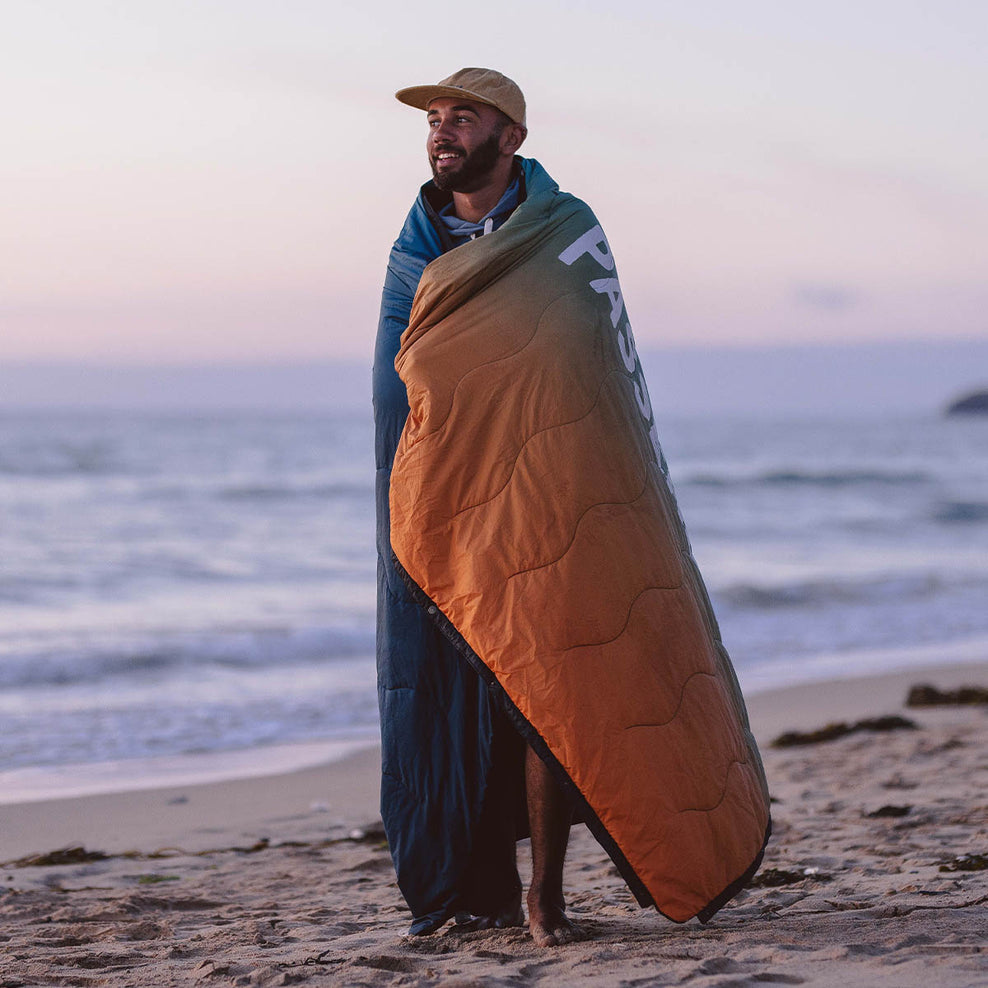 Passenger Nomadic Recycled Towel Blanket Blue/Orange Fade