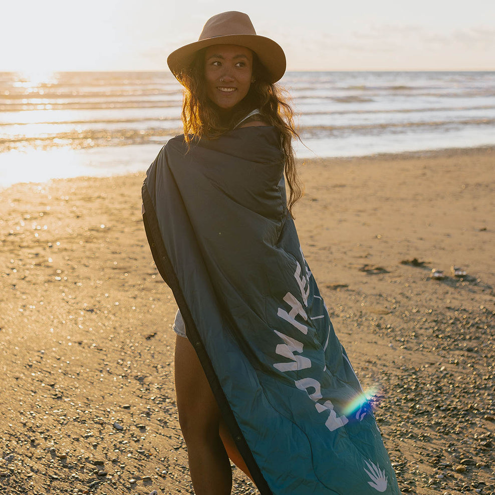 Passenger Nomadic Recycled Towel Blanket Blue/Orange Fade