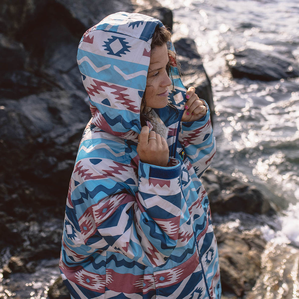 Passenger Roaming Recycled Sherpa Lined Changing Robe Multi Geo Stripe Coral