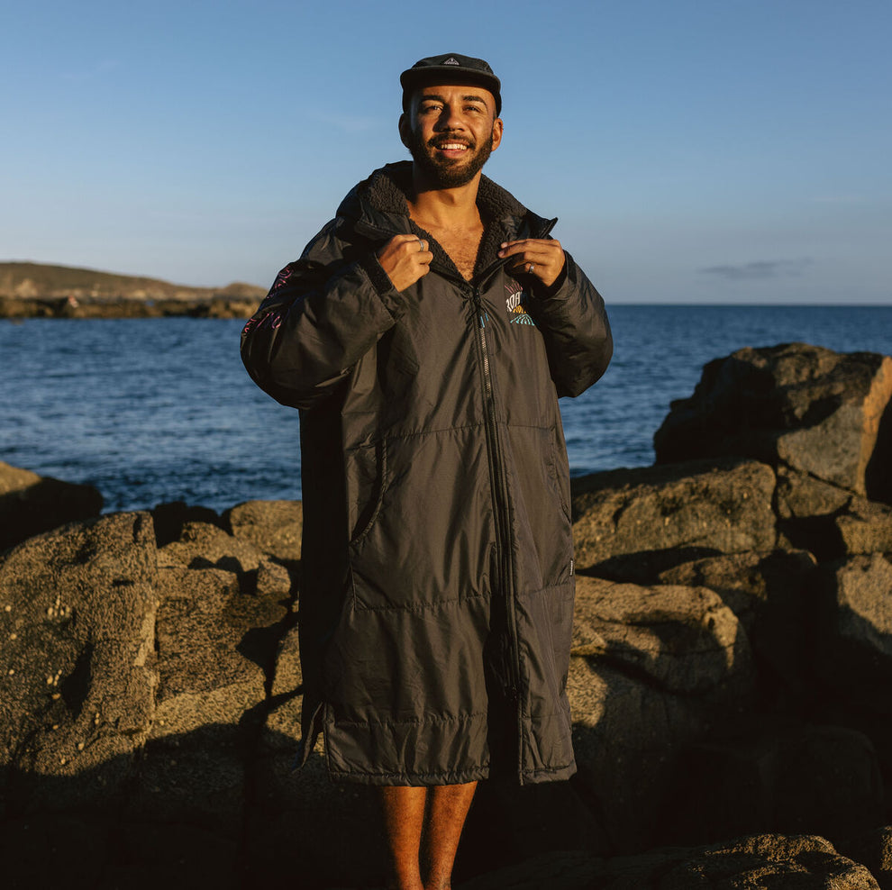 Passenger Roaming Nomads Recycled Sherpa Lined Changing Robe Phantom