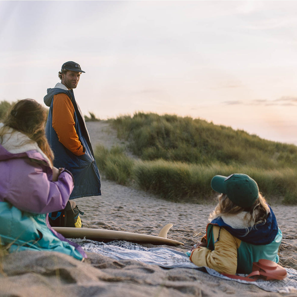 Passenger Roaming Recycled Sherpa Lined Changing Robe Viridian Green/Orchid