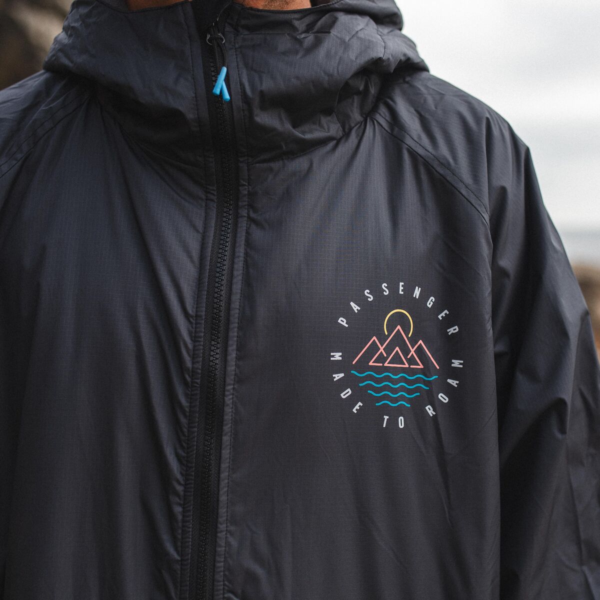 Passenger Escapism Recycled Sherpa Lined Changing Robe Black