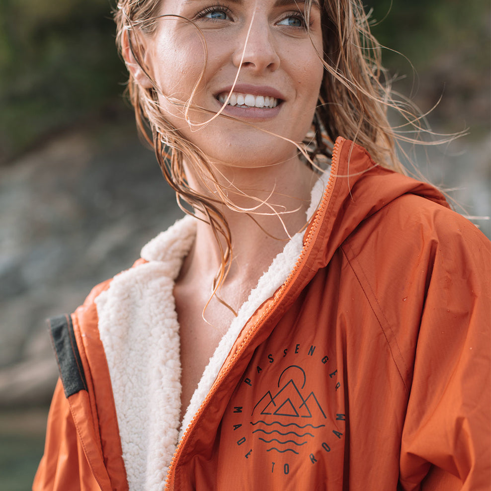 Passenger Escapism Recycled Sherpa Lined Changing Robe Rust