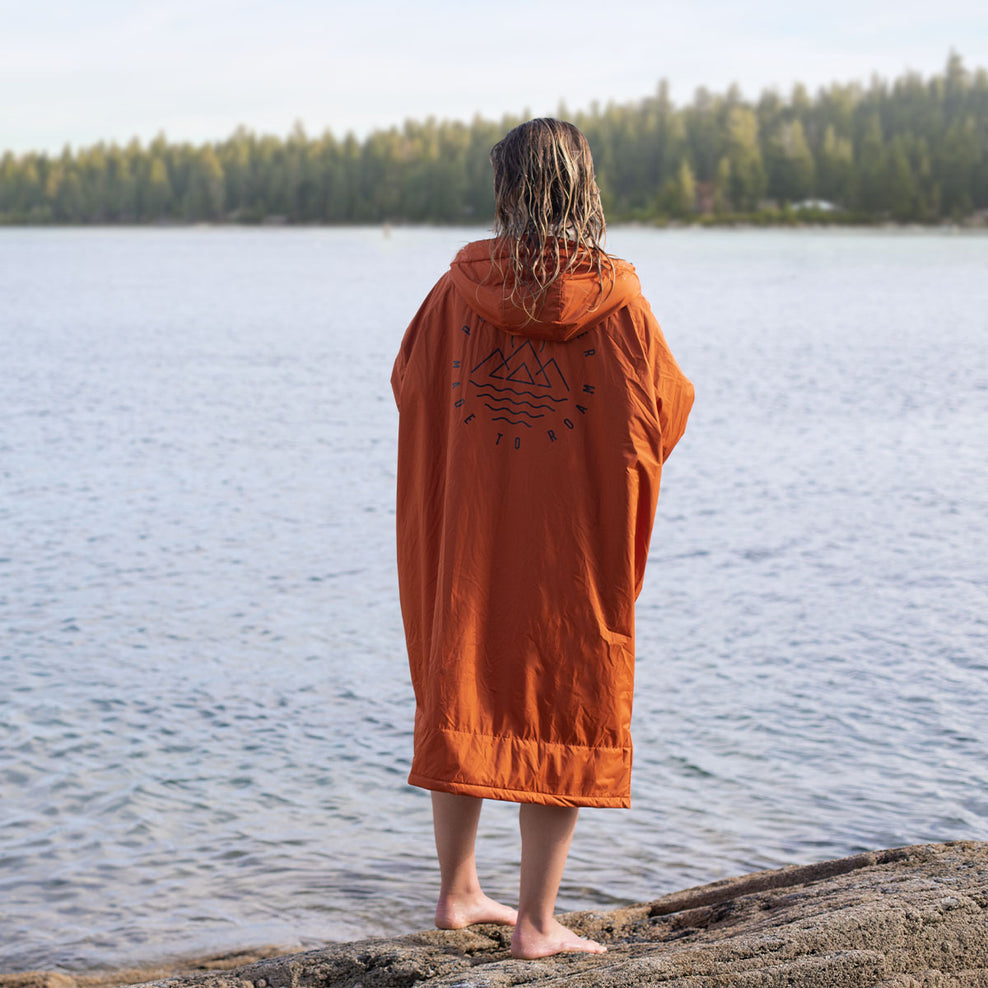 Passenger Escapism Recycled Sherpa Lined Changing Robe Rust