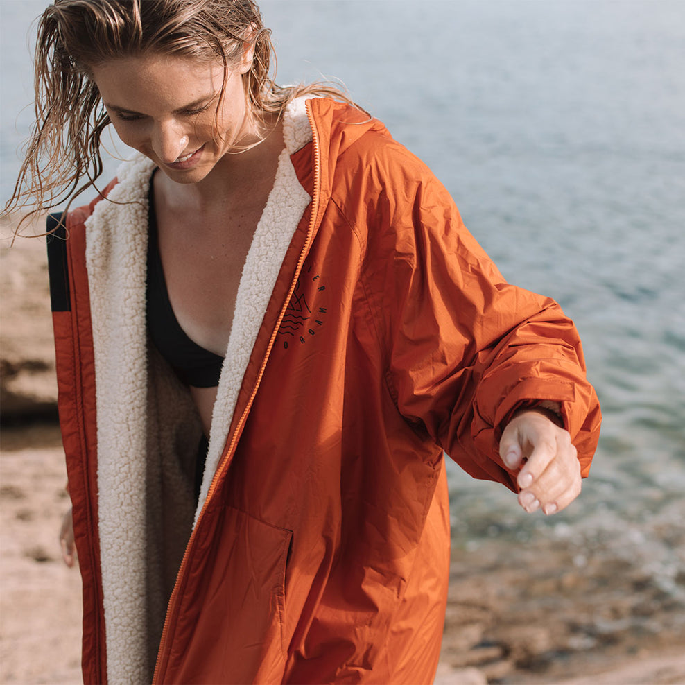 Passenger Escapism Recycled Sherpa Lined Changing Robe Rust