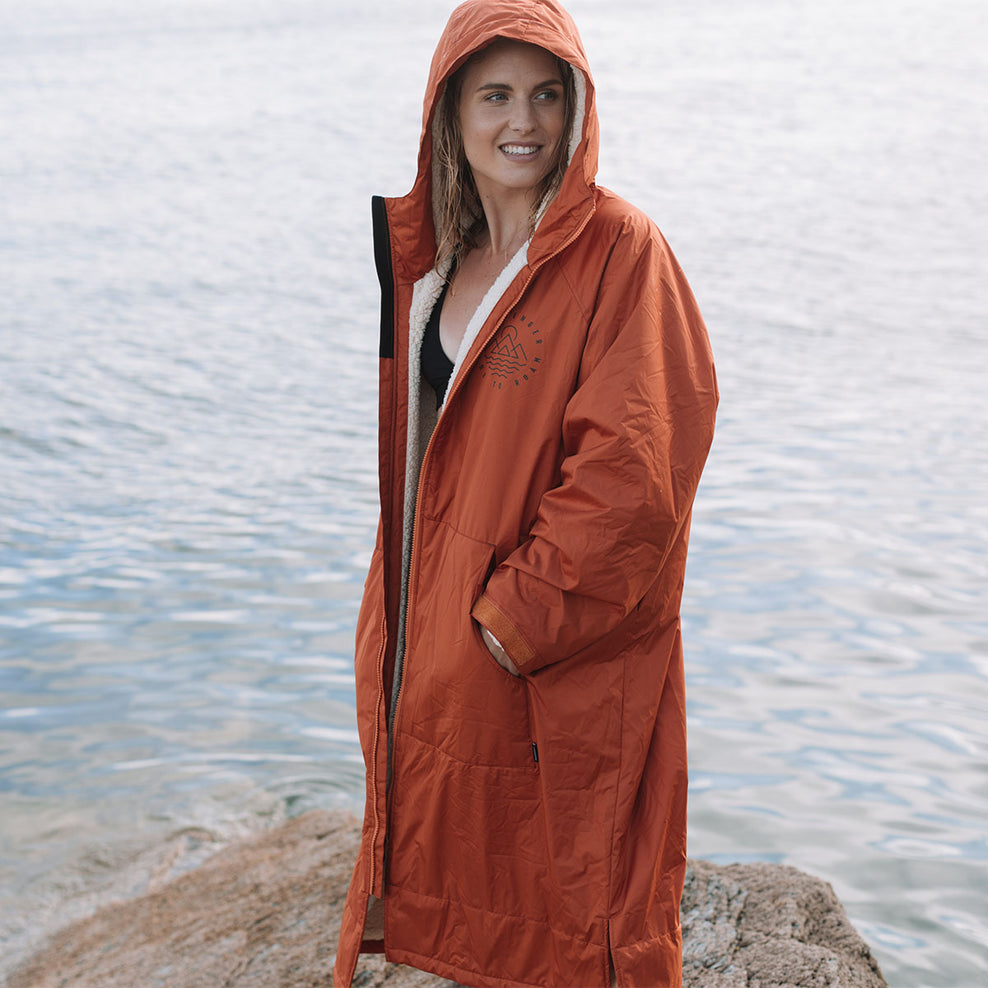 Passenger Escapism Recycled Sherpa Lined Changing Robe Rust