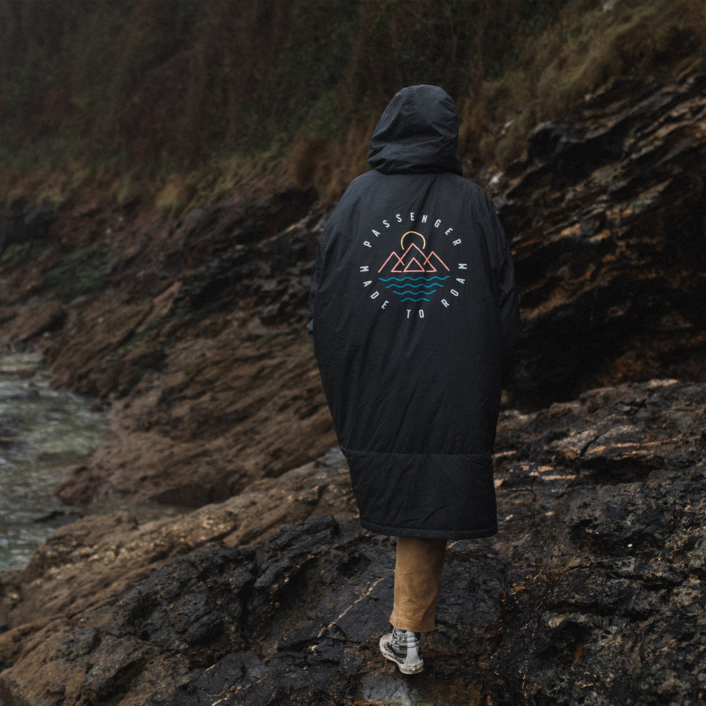 Passenger Escapism Recycled Towel Lined Changing Robe Black