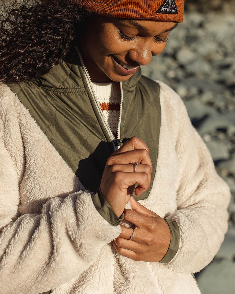 Passenger Beaumont Recycled Sherpa Hooded Fleece Warm Ivory