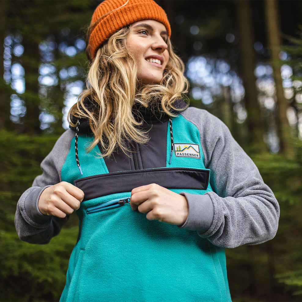 Passenger Alexander Hooded 1/2 Zip Recycled Polar Fleece Viridian Green