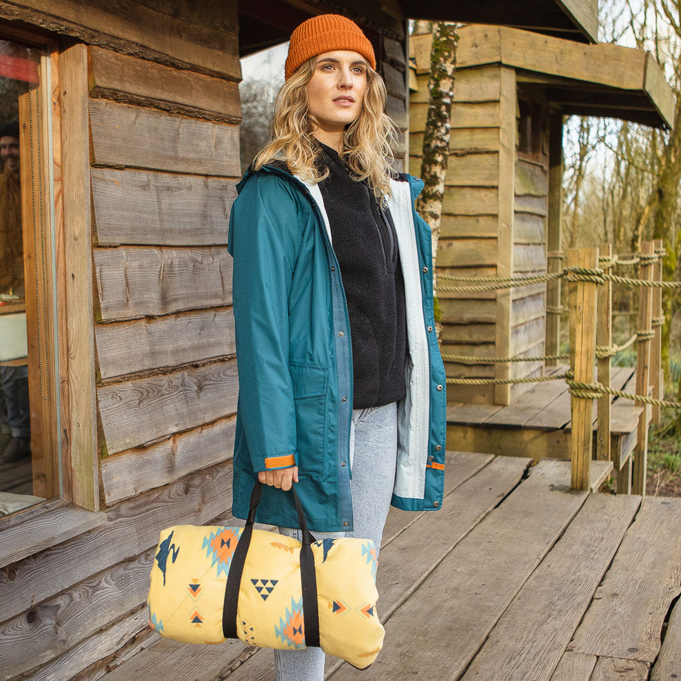 Passenger Pacific Recycled Waterproof Jacket Blue Coral