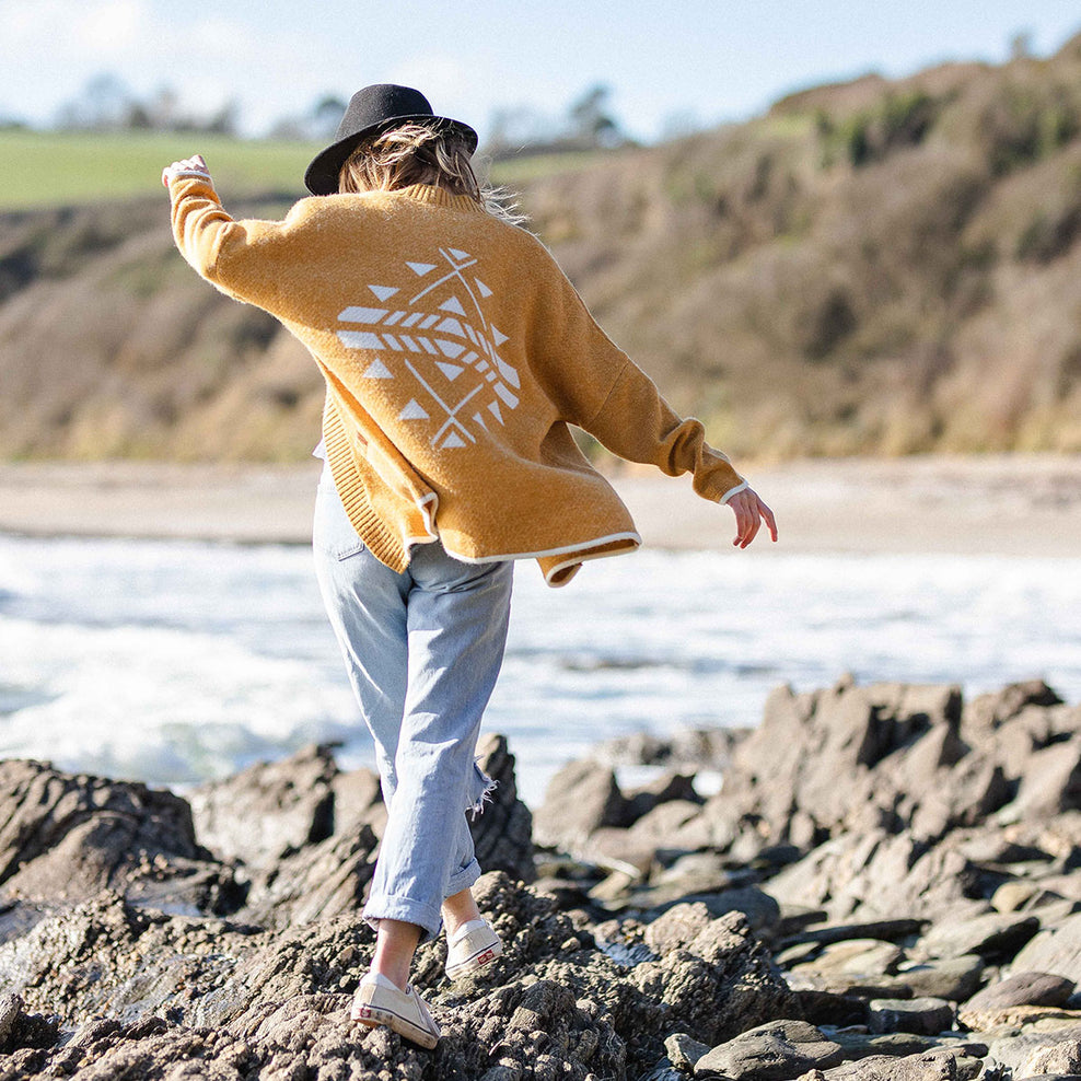 Passenger West Coast Cardigan Sunset Yellow