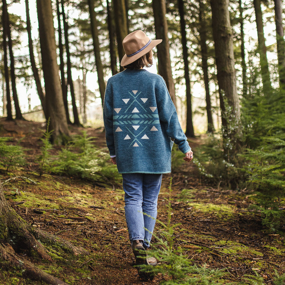 Passenger West Coast Cardigan Blue Coral