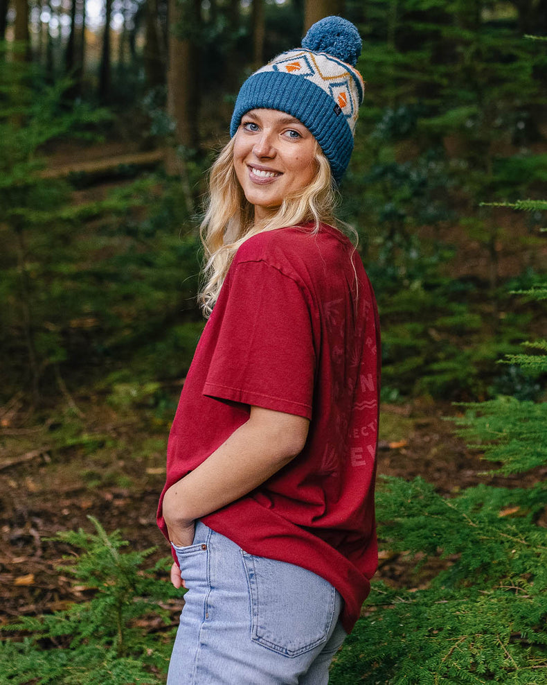 Passenger Roamers And Seekers Recycled Cotton Oversized T-Shirt Rhubarb