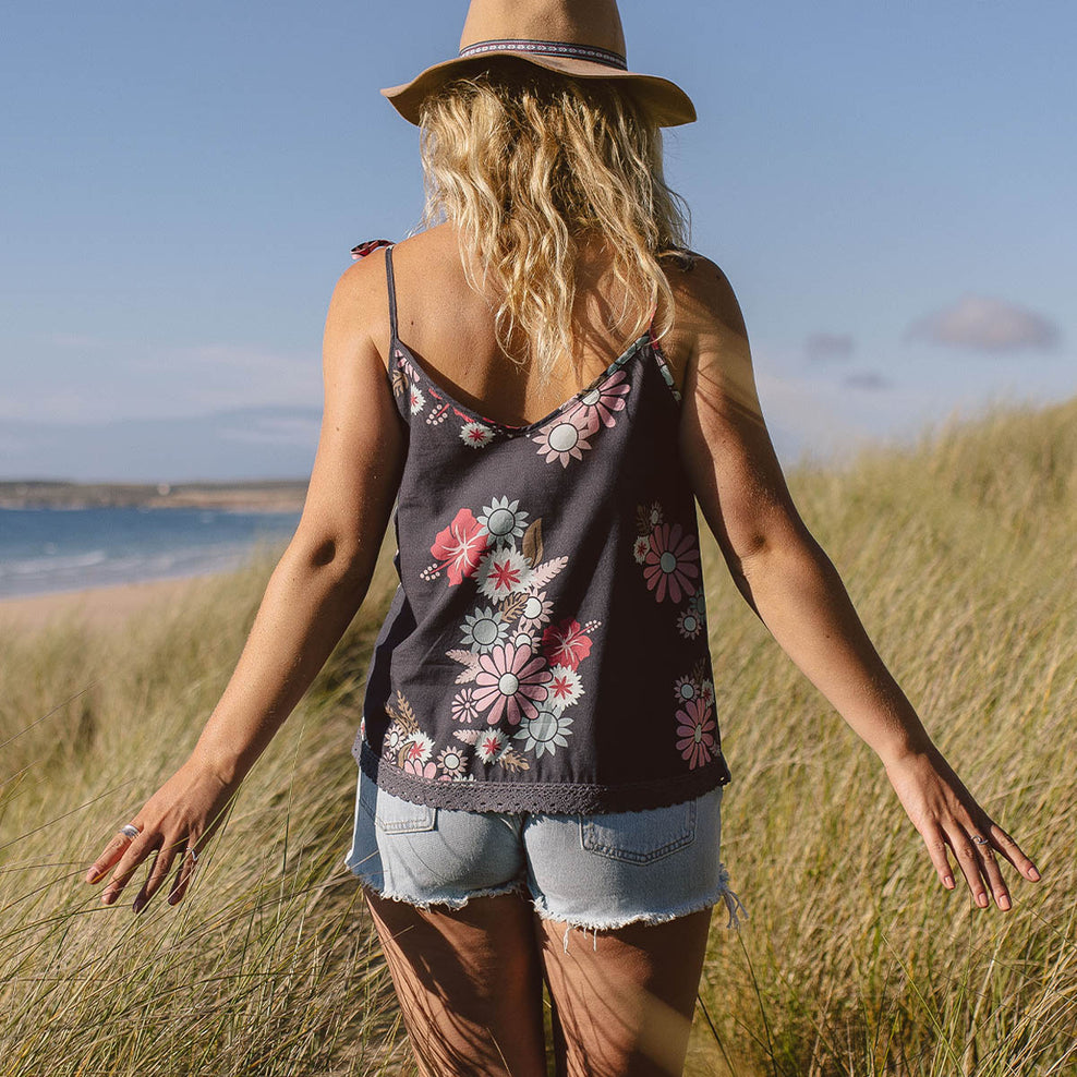 Passenger Cascade Cami Black Flower Burst