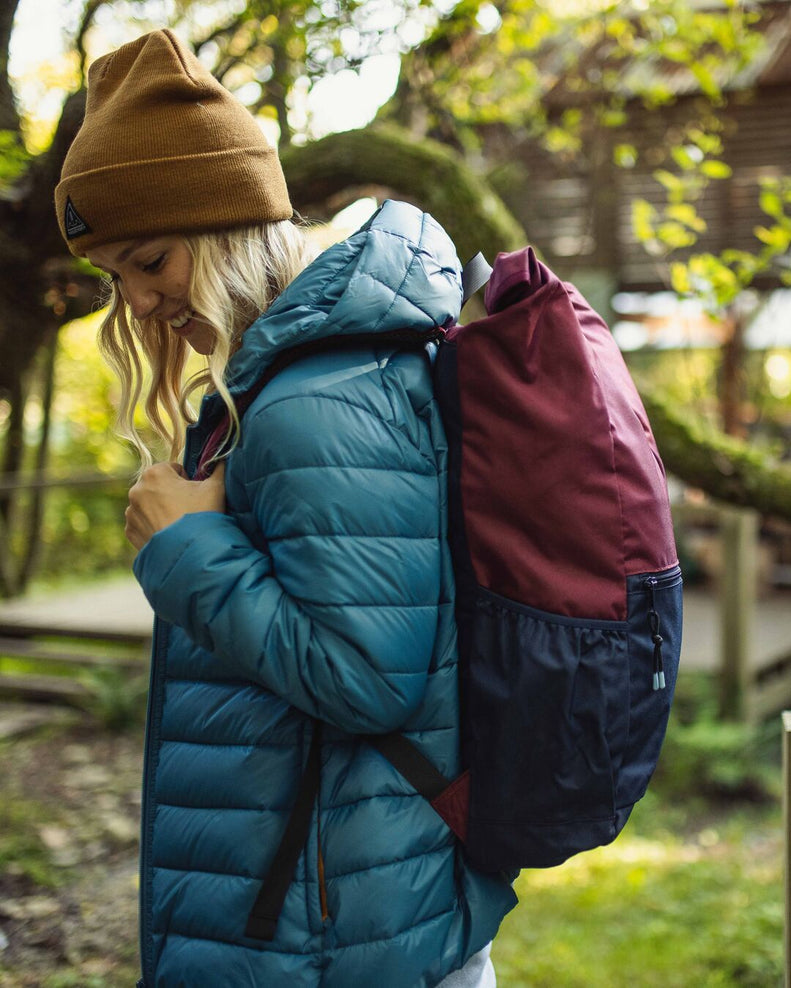 Passenger Backwoods Recycled Rolltop 32L Navy/Burgundy